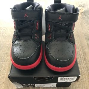 Jordan 1 flight shoes